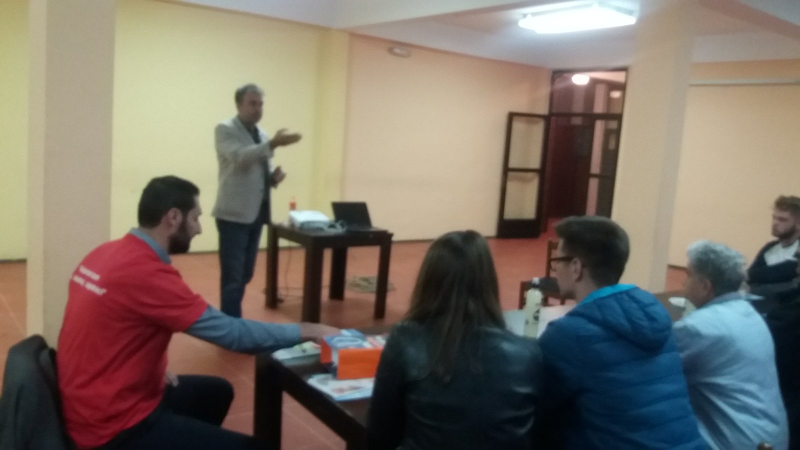 Crveni križ općine Kakanj: Realiziran projekat “Volonterizam u lokalnoj zajednici”