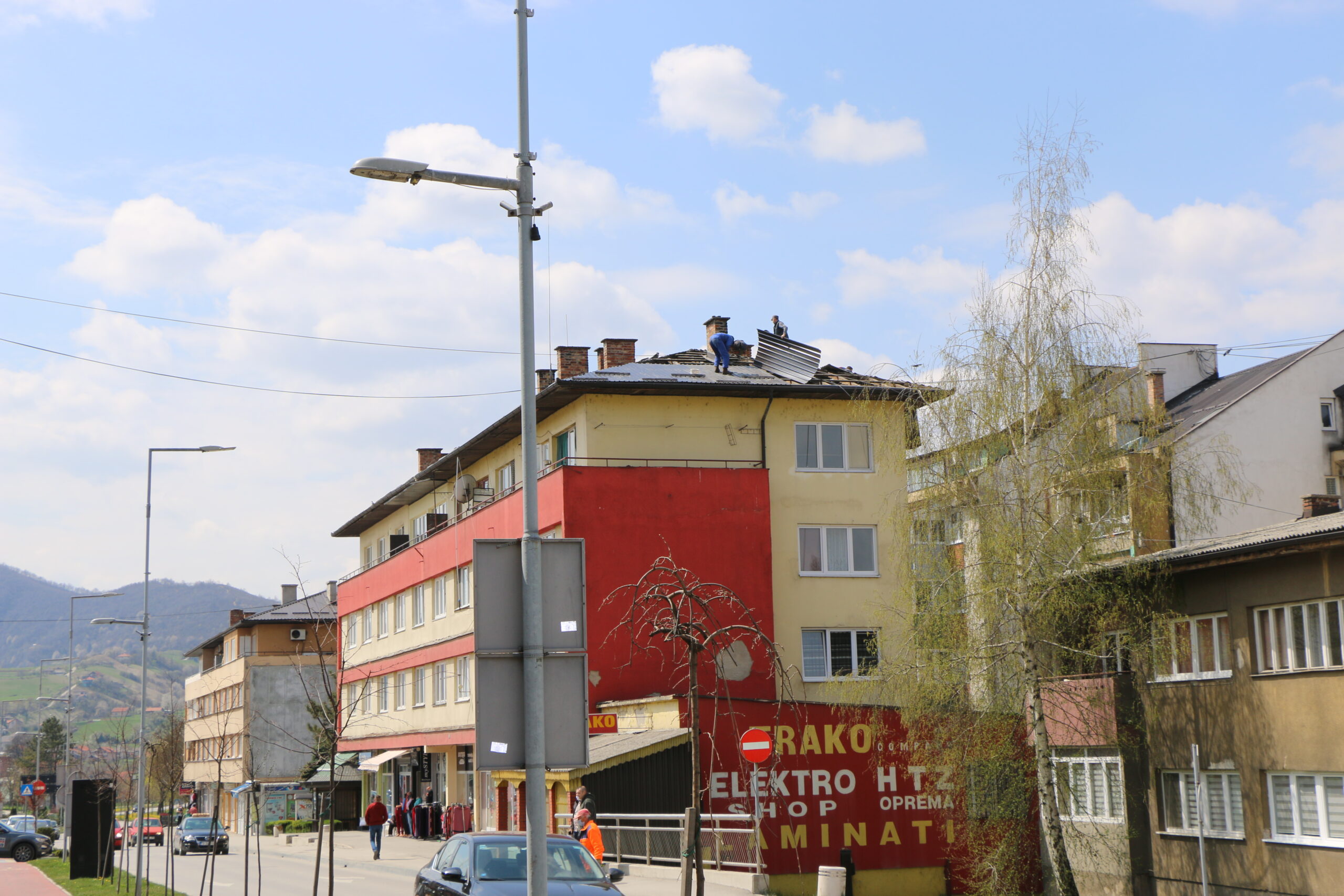 Zdravlje na prvom mjestu: Općina Kakanj izdvaja budžetska sredstva u svrhu zamjene krovnih pokrova izrađenih od azbestnih ploča koje su opasne za zdravlje ljudi